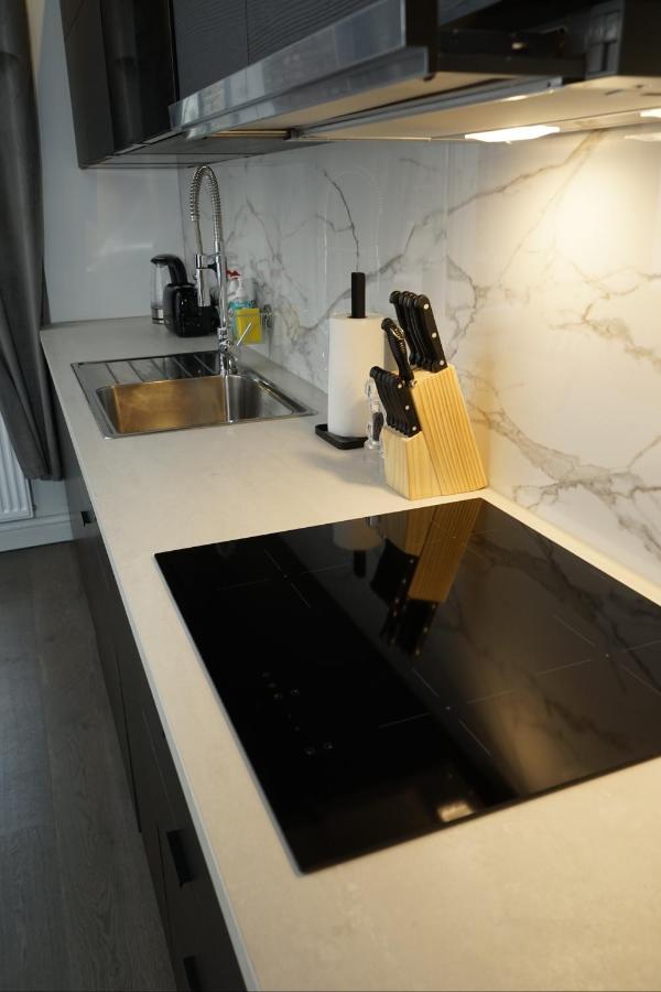 Modern Apartment At European Quarter บรัสเซลส์ ภายนอก รูปภาพ