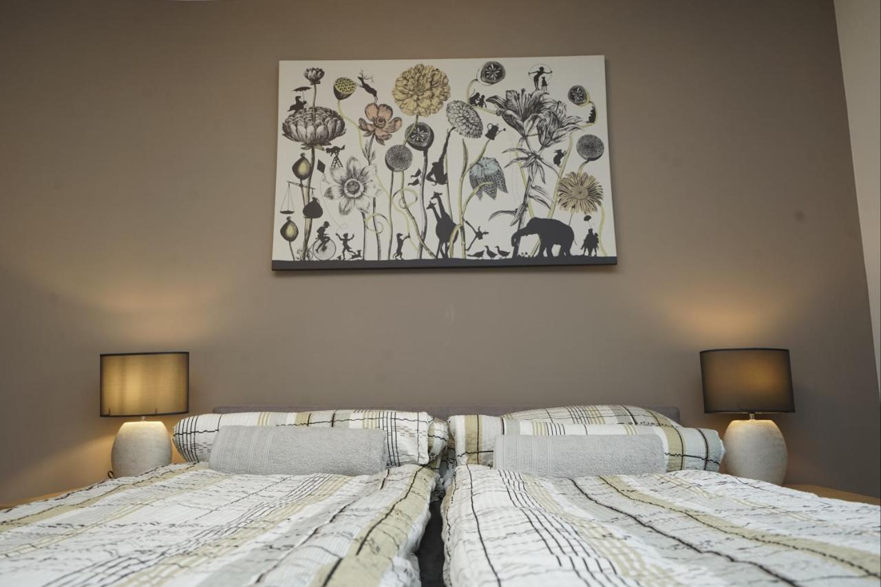 Modern Apartment At European Quarter บรัสเซลส์ ภายนอก รูปภาพ